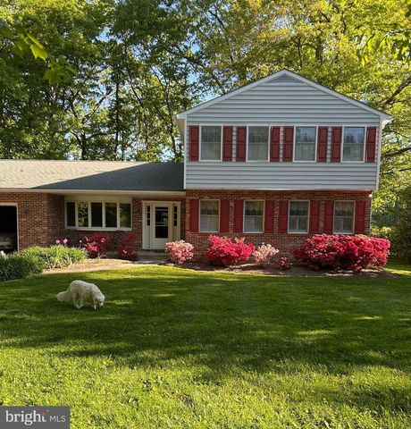700 N HOLLY DR, Annapolis, MD 21409