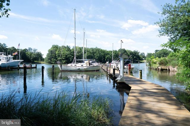 700 N HOLLY DR, Annapolis, MD 21409