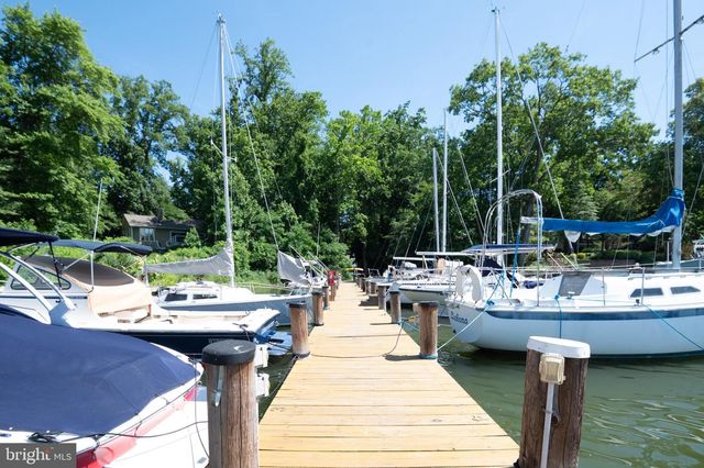 700 N HOLLY DR, Annapolis, MD 21409