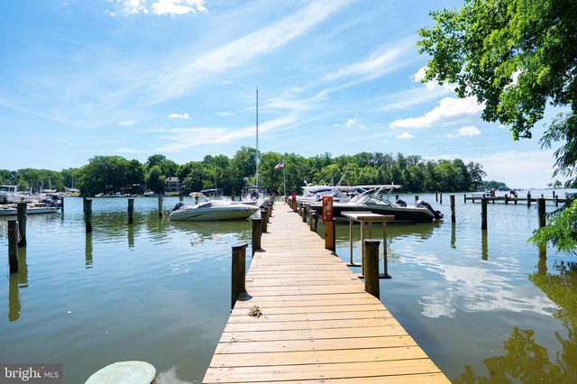 700 N HOLLY DR, Annapolis, MD 21409