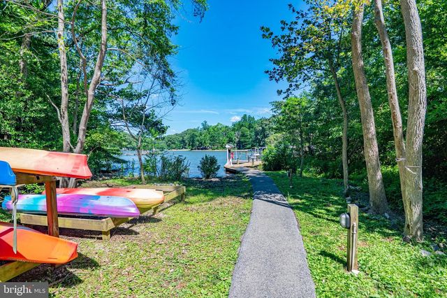 700 N HOLLY DR, Annapolis, MD 21409