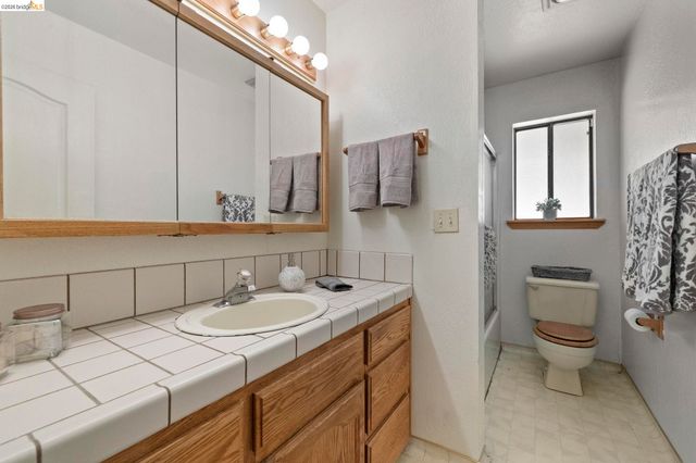 24043 Hitching Post Rd, Sonora, CA 95370