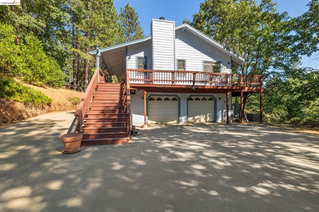 24043 Hitching Post Rd, Sonora, CA 95370