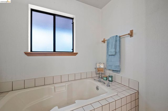 24043 Hitching Post Rd, Sonora, CA 95370