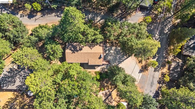 24043 Hitching Post Rd, Sonora, CA 95370