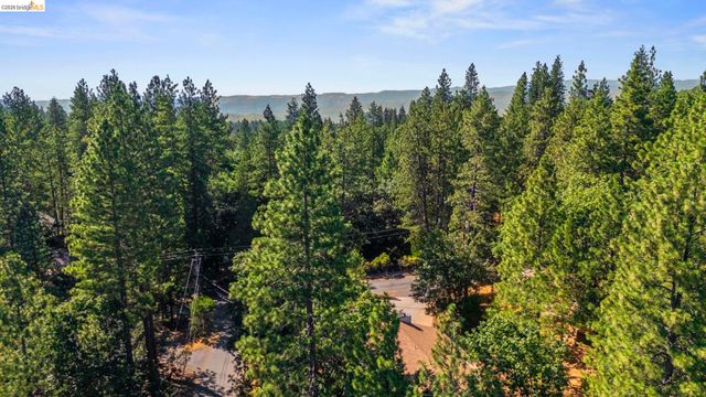 24043 Hitching Post Rd, Sonora, CA 95370