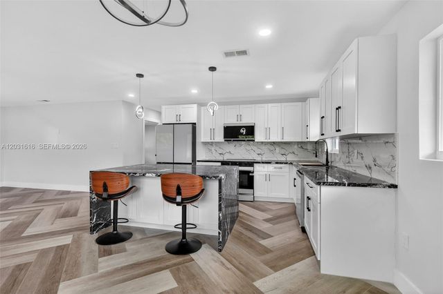 1695 NE 160th Street, North Miami Beach, FL 33162