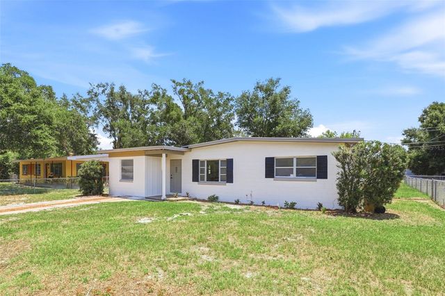 1300 MORNINGSIDE STREET, Mount Dora, FL 32757