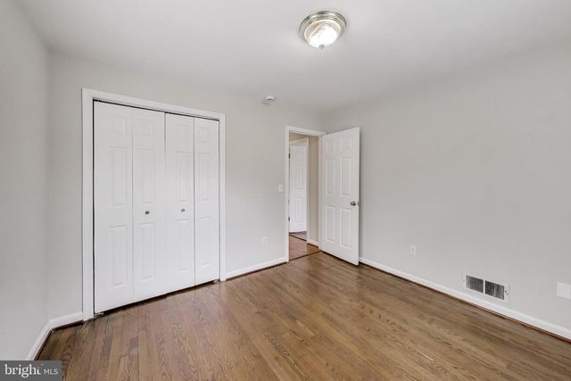 5300 EASTON DR, Springfield, VA 22151