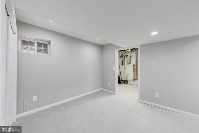 5300 EASTON DR, Springfield, VA 22151