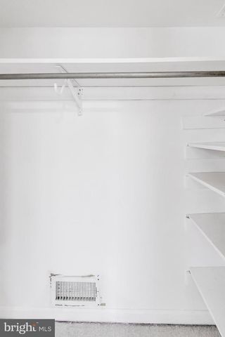 5300 EASTON DR, Springfield, VA 22151