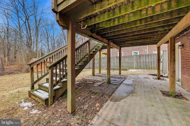 5300 EASTON DR, Springfield, VA 22151