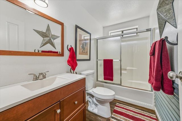 11567 Myrna Dr, Grass Valley, CA 95945