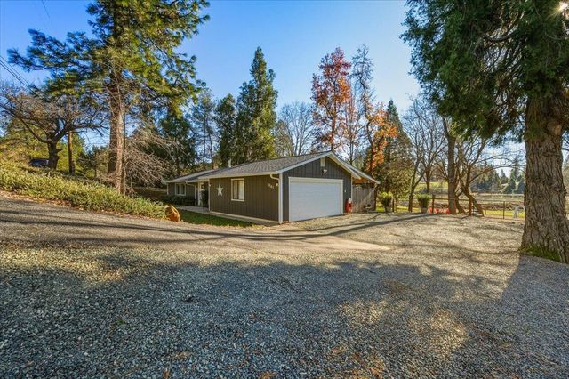 11567 Myrna Dr, Grass Valley, CA 95945