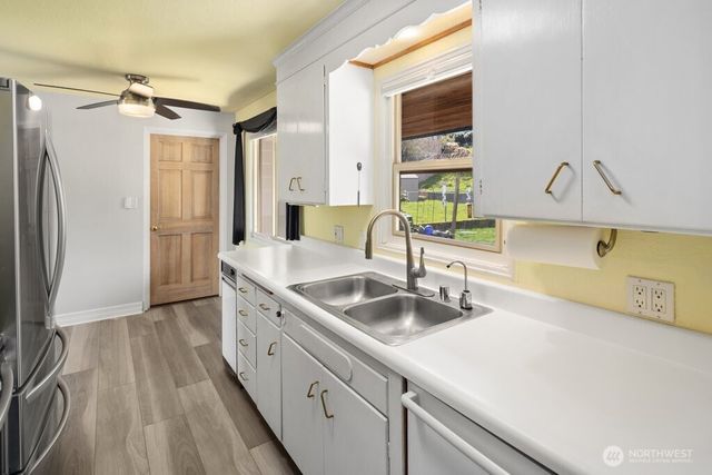 226 Bridge Way, Everett, WA 98201