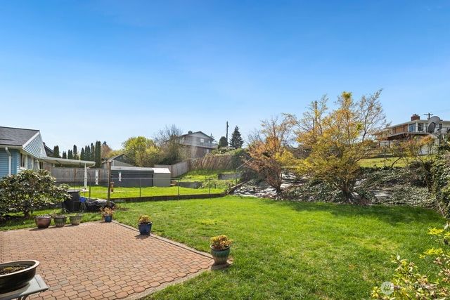 226 Bridge Way, Everett, WA 98201