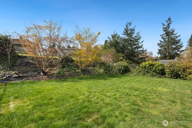 226 Bridge Way, Everett, WA 98201