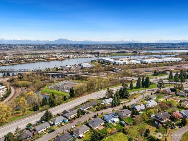 226 Bridge Way, Everett, WA 98201