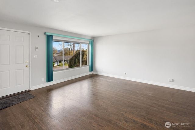 226 Bridge Way, Everett, WA 98201