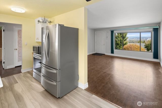 226 Bridge Way, Everett, WA 98201