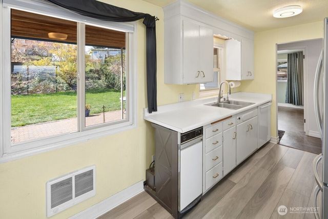 226 Bridge Way, Everett, WA 98201