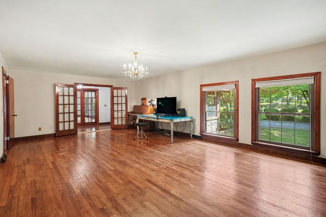 168 Blue Bird Rd, Summertown, TN 38483