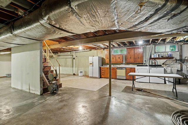 168 Blue Bird Rd, Summertown, TN 38483