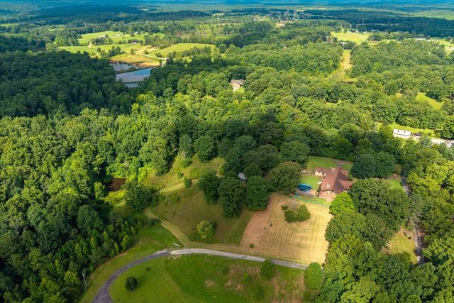 168 Blue Bird Rd, Summertown, TN 38483