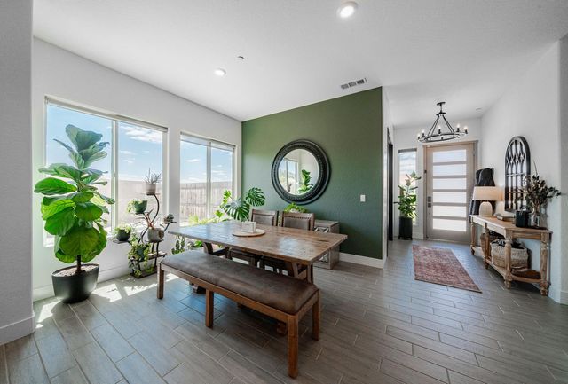 20058 Sunset Dr, Friant, CA 93626