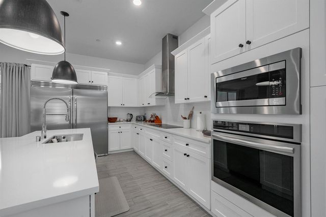20058 Sunset Dr, Friant, CA 93626