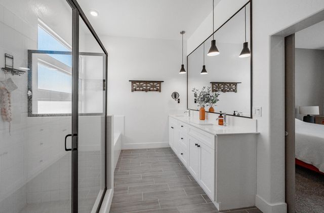 20058 Sunset Dr, Friant, CA 93626