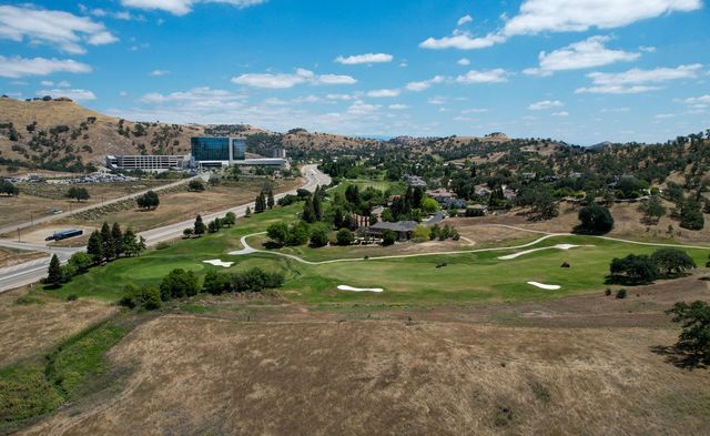 20058 Sunset Dr, Friant, CA 93626
