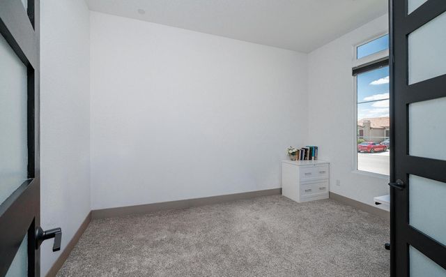 20058 Sunset Dr, Friant, CA 93626