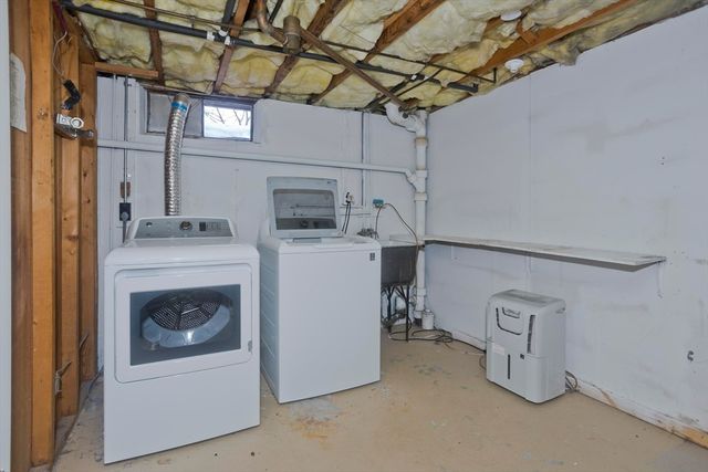 53 Meadowlark, Longmeadow, MA 01106