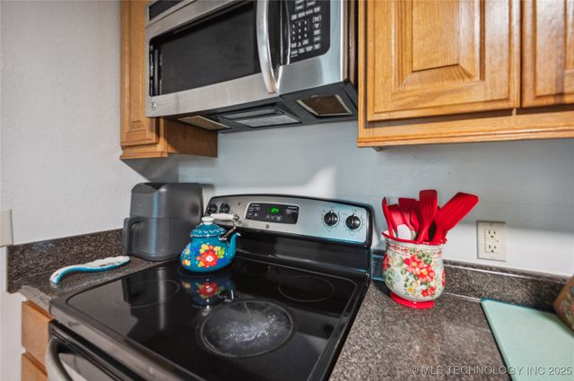 1105 S Maple Avenue, Tahlequah, OK 74464