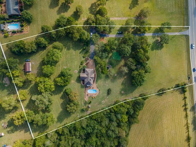 89 Lynchburg Hwy, Fayetteville, TN 37334