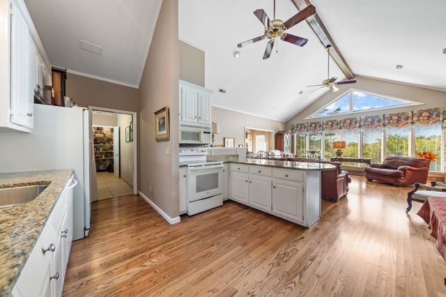 89 Lynchburg Hwy, Fayetteville, TN 37334