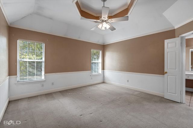 6004 Summerville Lane, Bossier City, LA 71111