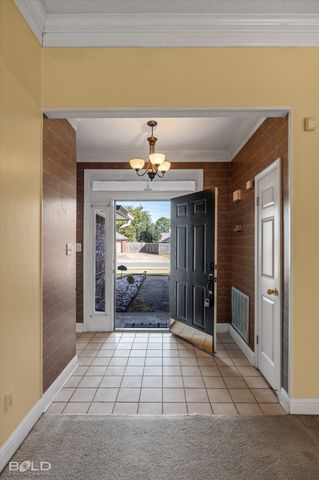 6004 Summerville Lane, Bossier City, LA 71111