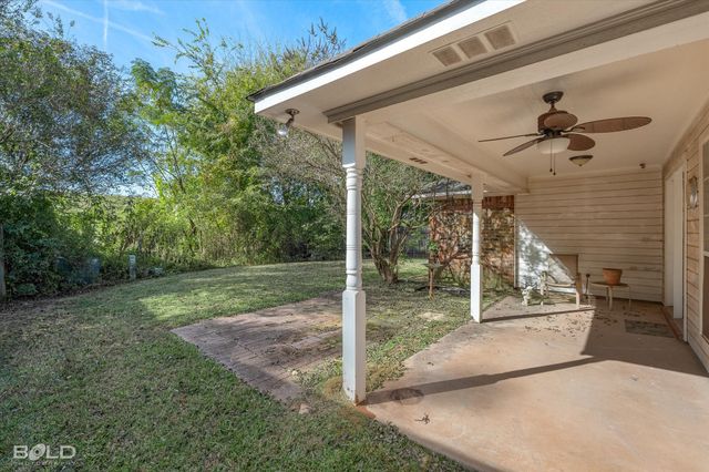 6004 Summerville Lane, Bossier City, LA 71111