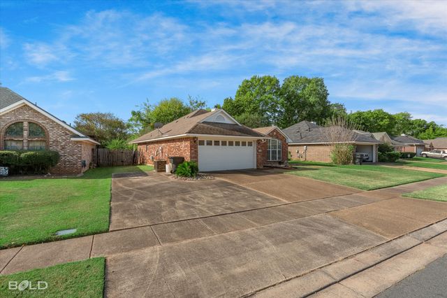 6004 Summerville Lane, Bossier City, LA 71111