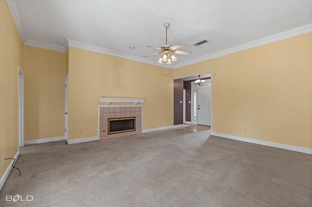 6004 Summerville Lane, Bossier City, LA 71111