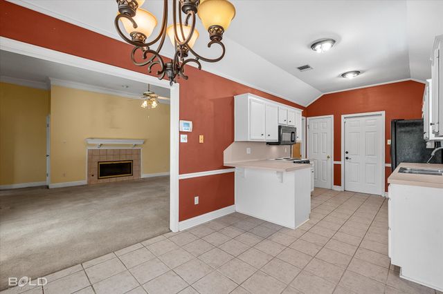 6004 Summerville Lane, Bossier City, LA 71111