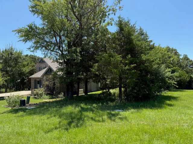 52 Coyote Creek Drive, Gordonville, TX 76245