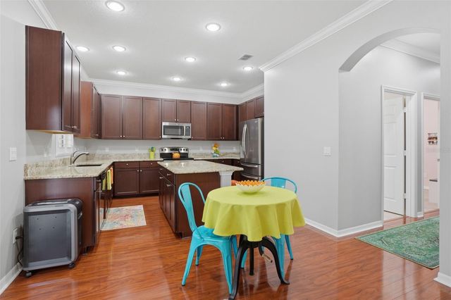 5693 DALEY WAY, Oviedo, FL 32765