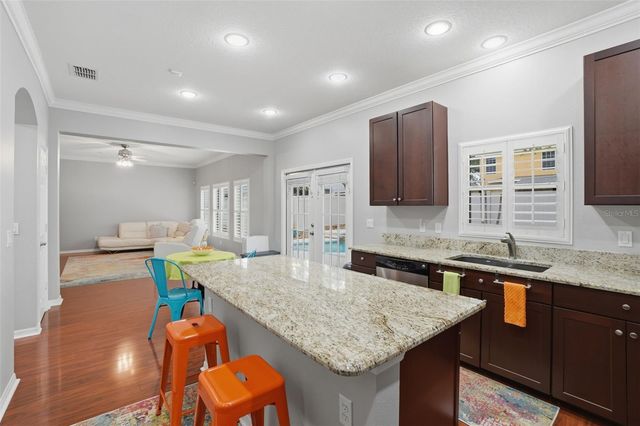 5693 DALEY WAY, Oviedo, FL 32765