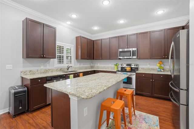 5693 DALEY WAY, Oviedo, FL 32765