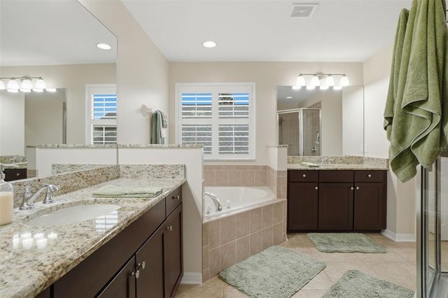 5693 DALEY WAY, Oviedo, FL 32765