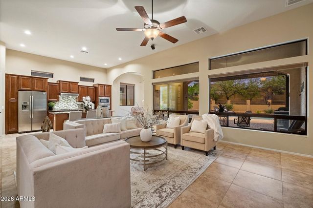 8456 E JASMINE Circle, Mesa, AZ 85207