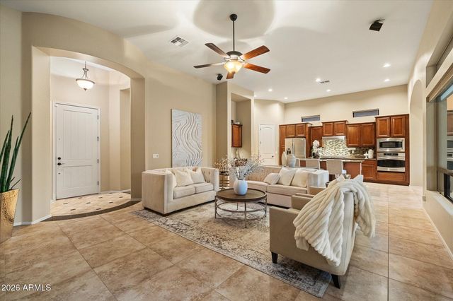 8456 E JASMINE Circle, Mesa, AZ 85207